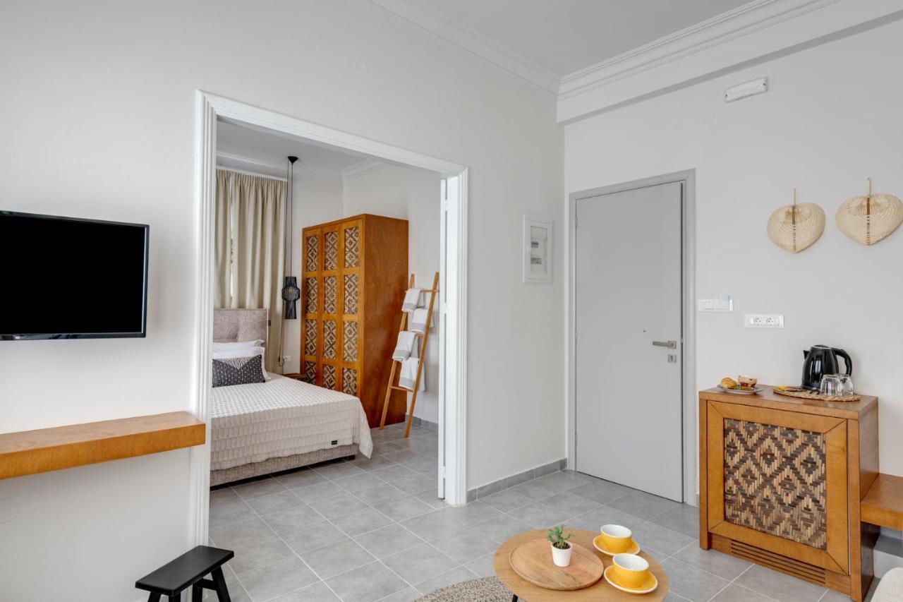 Nomadic Cozy Rooms Ermoupoli Exteriör bild